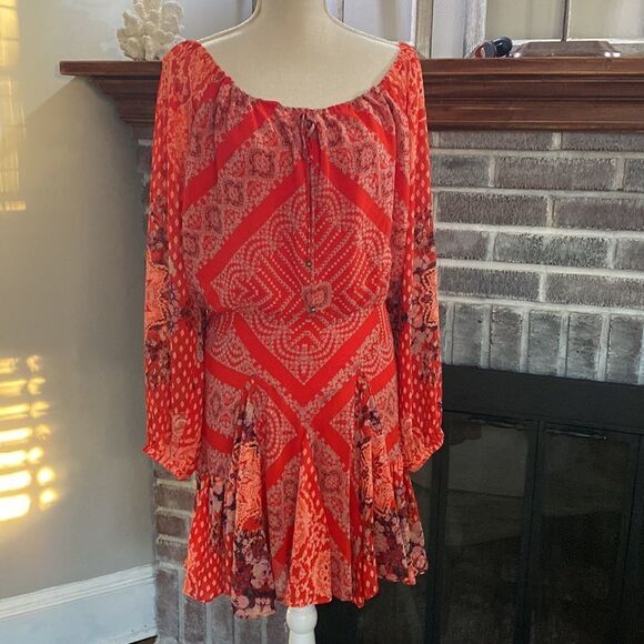 Free People  Seven Wonders Printed Mini Dress in Red - Picture 5 of 6